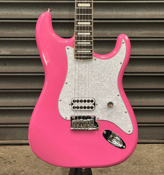 House 95 Elliot Custom in Worn Skully Pink