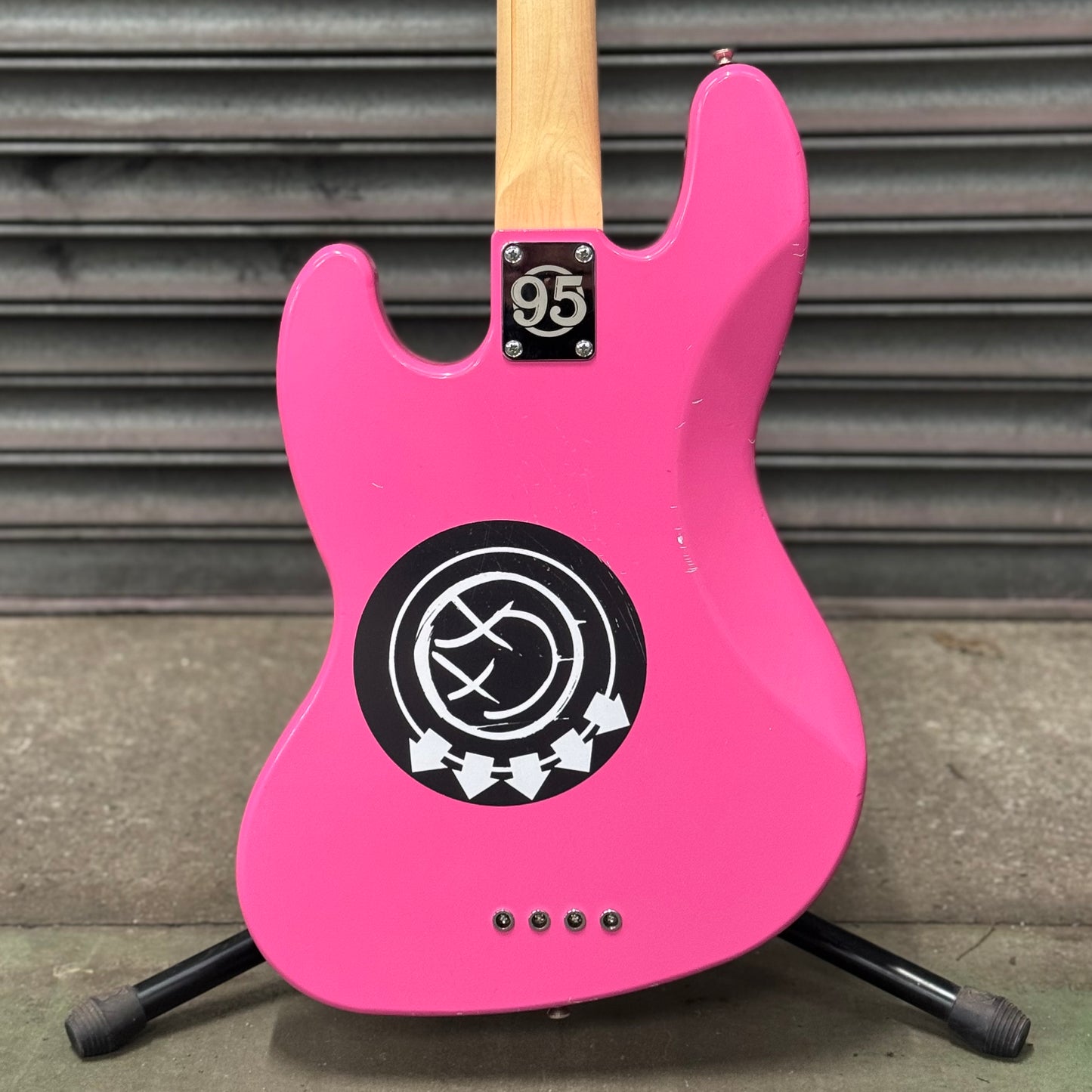 BUILD SLOT LAUNCH House 95 Marilyn Bass “The Skully MH Relic"