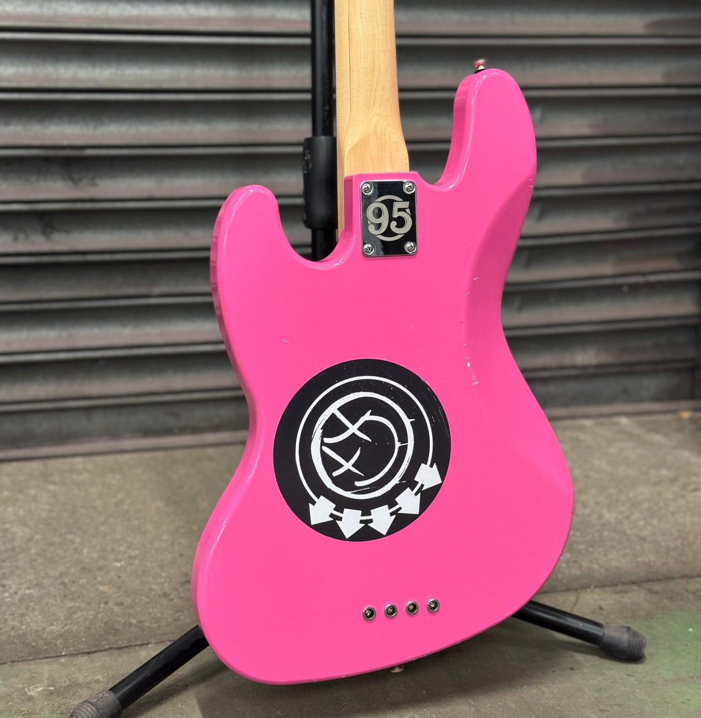 BUILD SLOT LAUNCH House 95 Marilyn Bass “The Skully MH Relic"