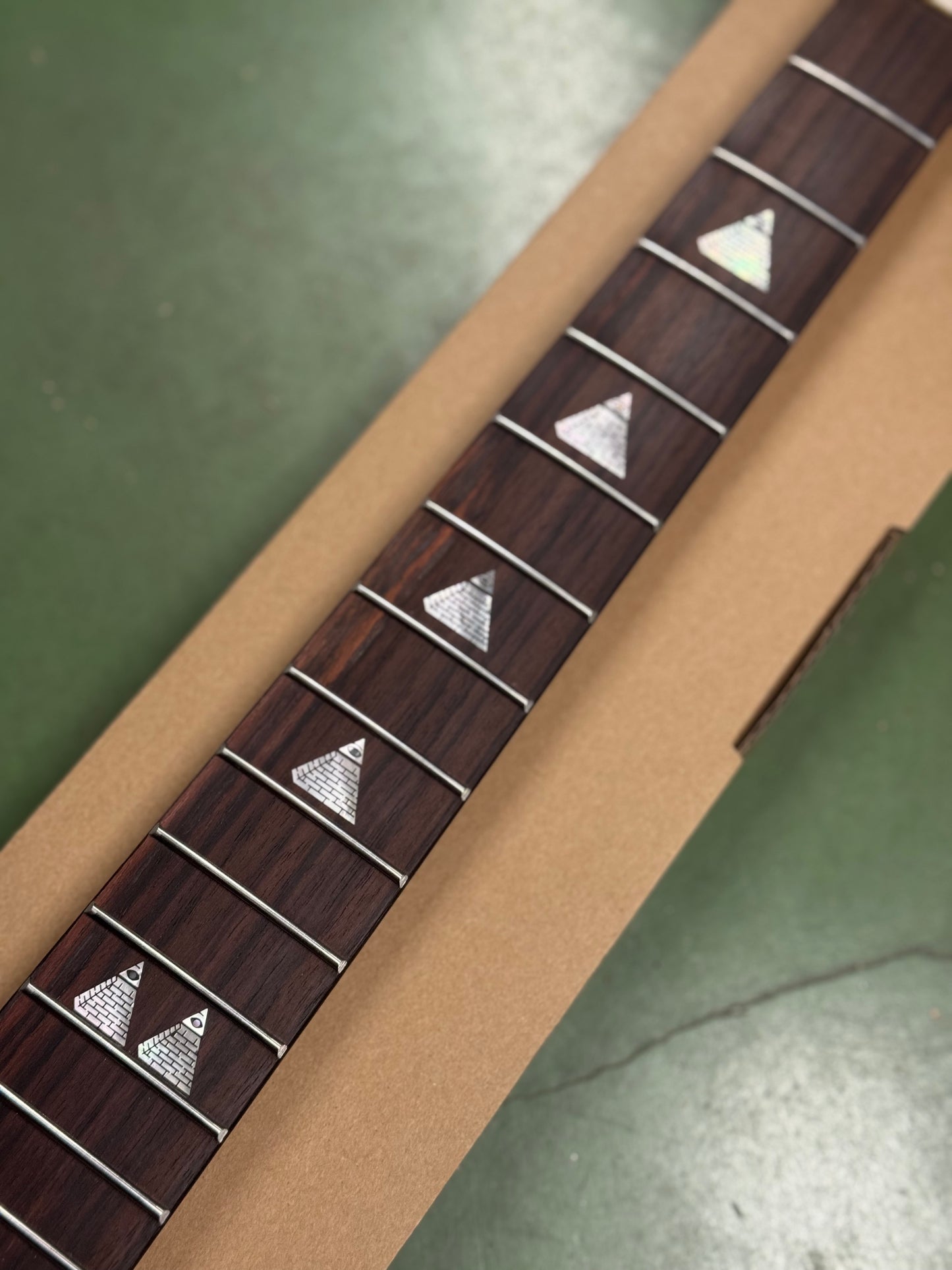 21 Fret ST Pyramid Guitar Neck