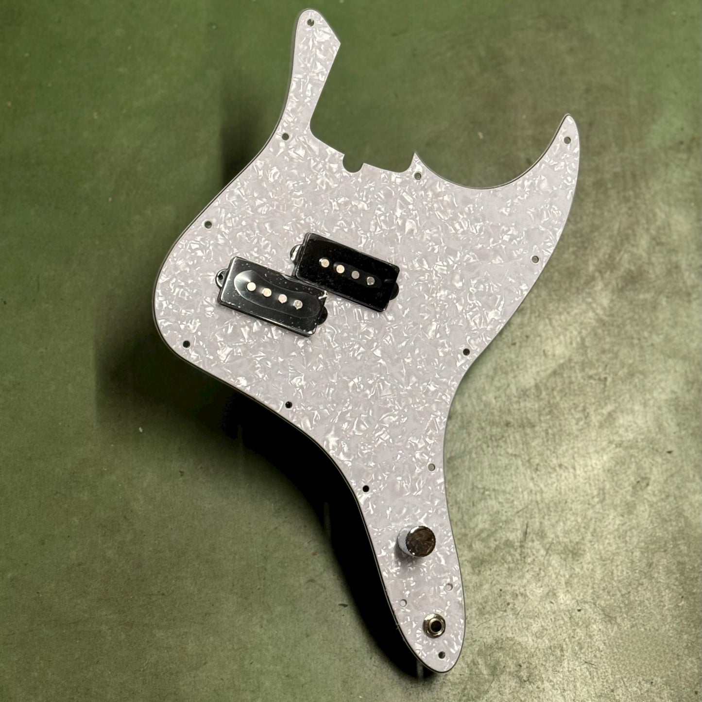 House 95 Loaded MH Pickguard Mk2