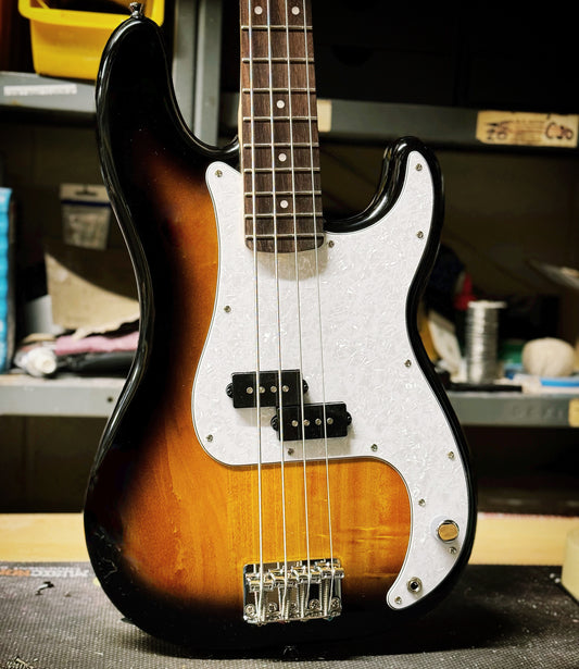 Squier® #budgetmarkhoppus "Petey" Bass Guitar