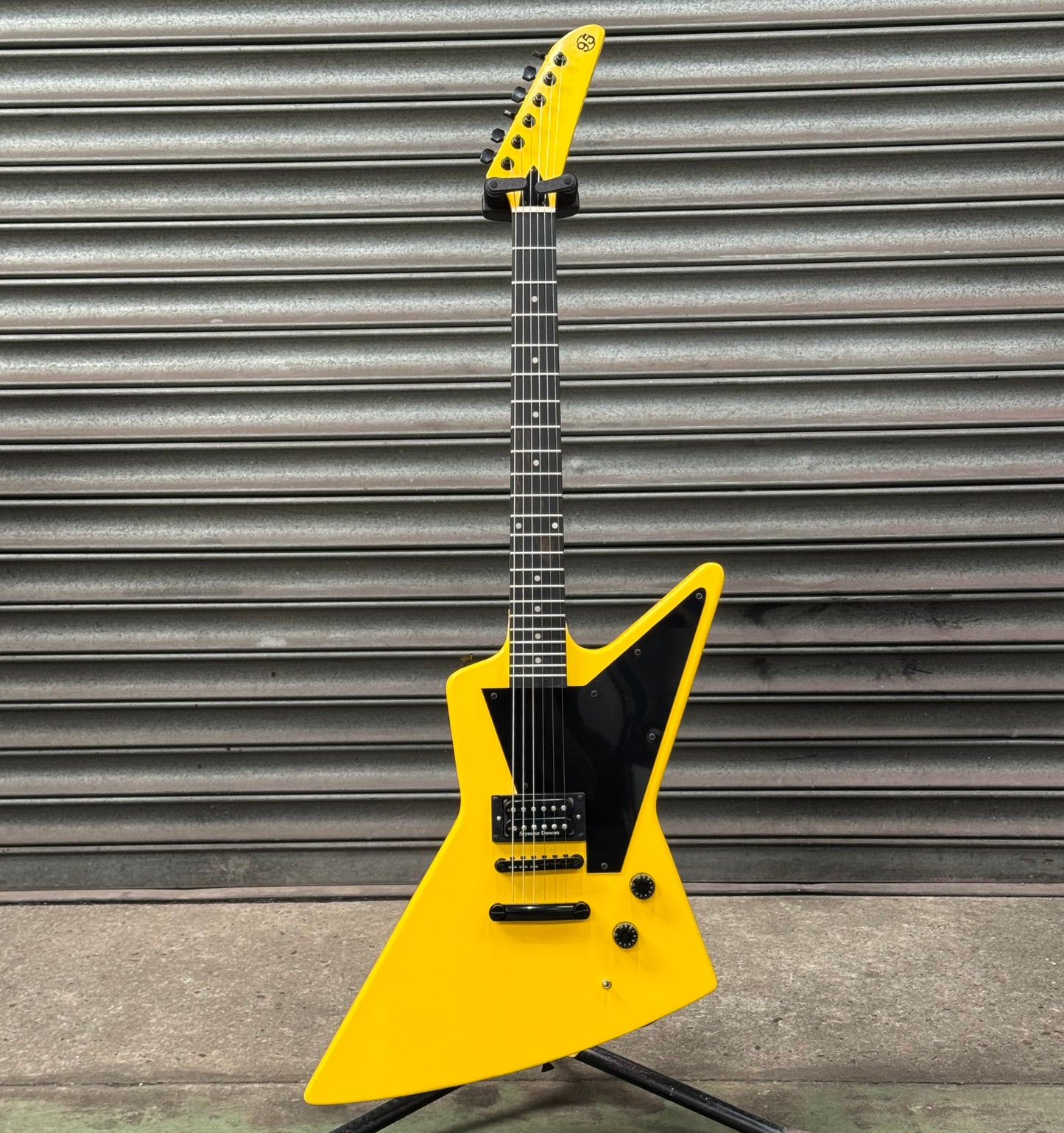 House 95 LJ Custom Downtown Yellow