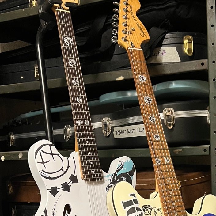 Blink Smiley Inlay Stickers - House 95 Guitars