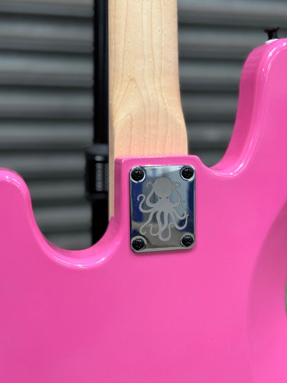 BUILD SLOT LAUNCH House 95 Marilyn Bass “The Skully MH Relic" - House 95 Guitars