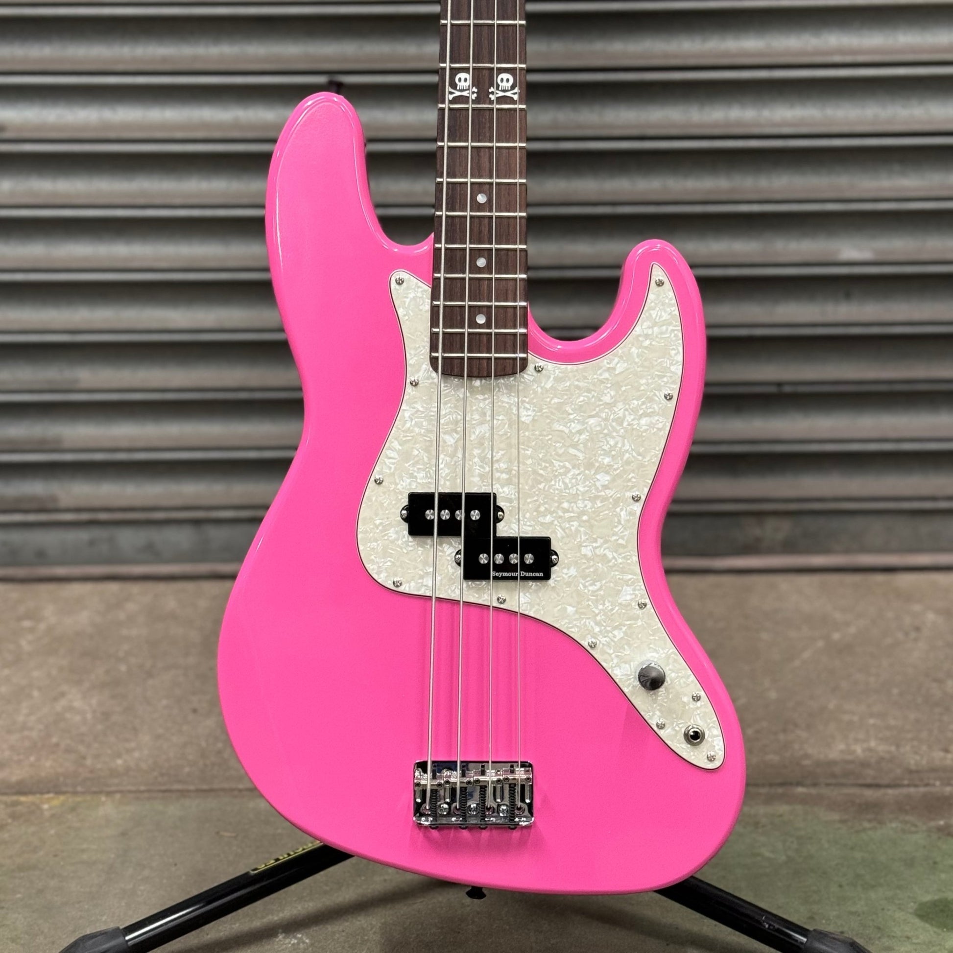 BUILD SLOT LAUNCH House 95 Marilyn Bass “The Skully MH Relic" - House 95 Guitars