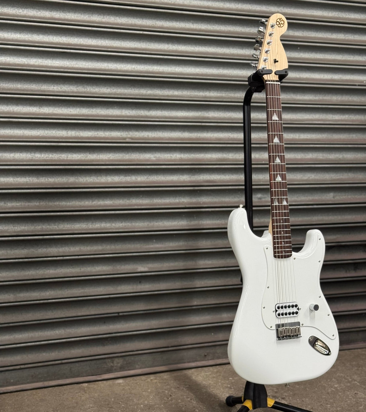 House 95 Elliot Custom “Rock Show” - House 95 Guitars