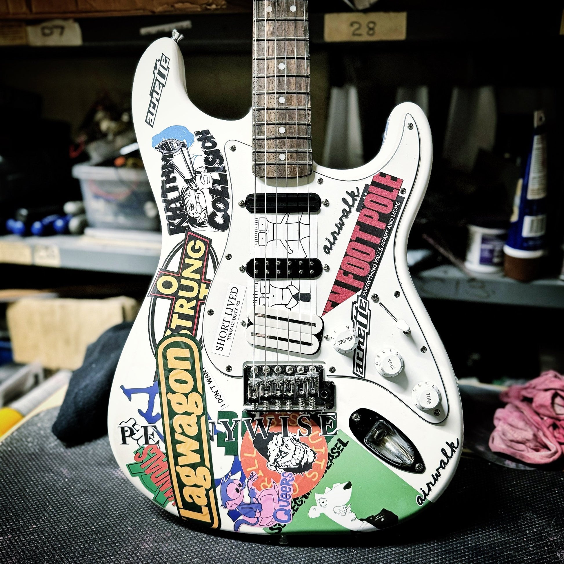 Squier® TD Sticker Stratocaster® - House 95 Guitars